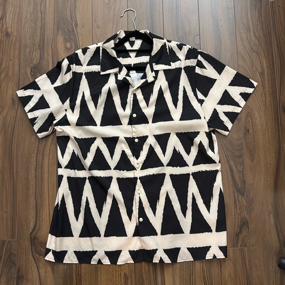 Men’s Short Sleeve Button Up Shirt